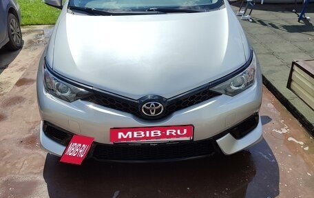 Toyota Auris II, 2016 год, 1 900 000 рублей, 2 фотография