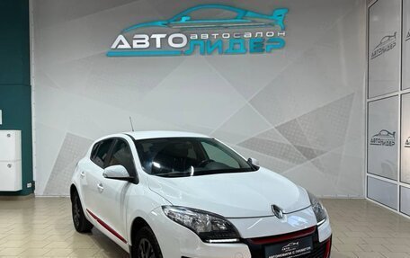 Renault Megane III, 2013 год, 929 000 рублей, 2 фотография