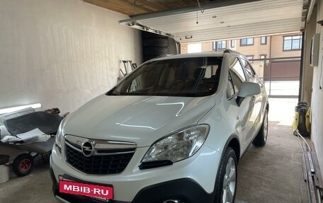 Opel Mokka I, 2013 год, 1 230 000 рублей, 2 фотография