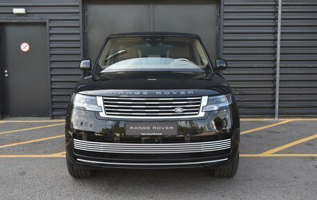 Land Rover Range Rover IV рестайлинг, 2024 год, 33 990 000 рублей, 2 фотография