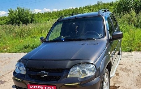 Chevrolet Niva I рестайлинг, 2012 год, 560 000 рублей, 2 фотография