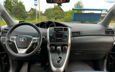 Toyota Verso I, 2013 год, 1 290 000 рублей, 8 фотография