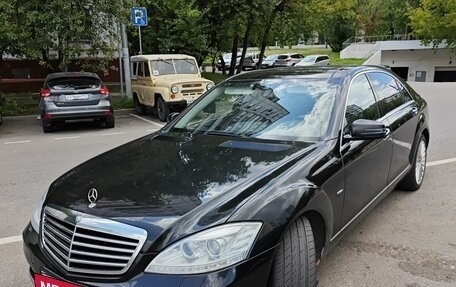 Mercedes-Benz S-Класс, 2012 год, 2 790 000 рублей, 2 фотография