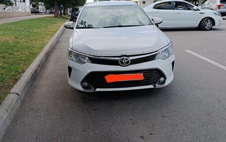 Toyota Camry, 2016 год, 1 801 000 рублей, 2 фотография