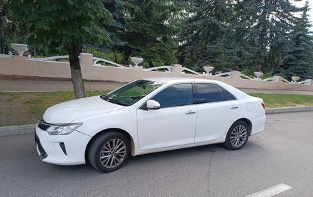 Toyota Camry, 2016 год, 1 801 000 рублей, 3 фотография