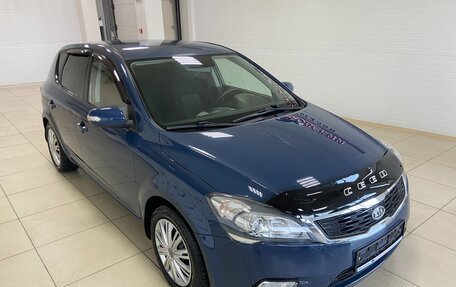 KIA cee'd I рестайлинг, 2010 год, 849 000 рублей, 2 фотография