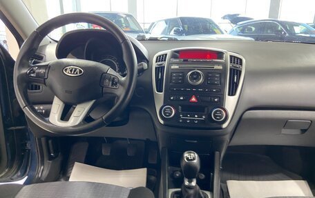 KIA cee'd I рестайлинг, 2010 год, 849 000 рублей, 17 фотография