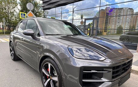 Porsche Cayenne III, 2023 год, 24 500 000 рублей, 2 фотография