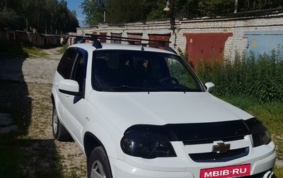 Chevrolet Niva I рестайлинг, 2019 год, 990 000 рублей, 1 фотография