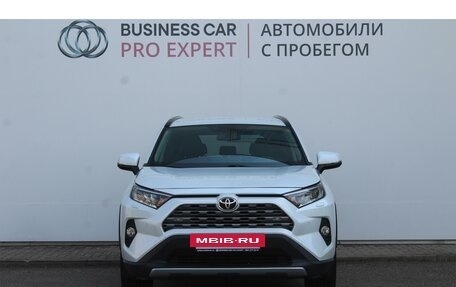 Toyota RAV4, 2020 год, 3 740 000 рублей, 2 фотография