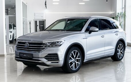 Volkswagen Touareg III, 2019 год, 5 138 000 рублей, 1 фотография