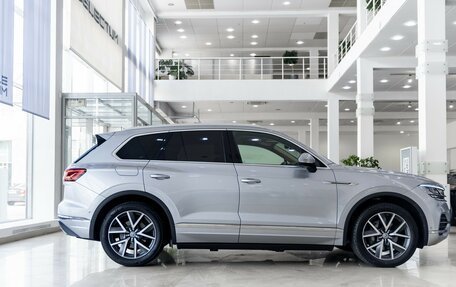 Volkswagen Touareg III, 2019 год, 5 138 000 рублей, 9 фотография