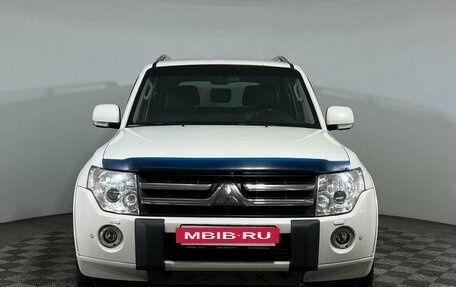 Mitsubishi Pajero IV, 2011 год, 2 697 000 рублей, 2 фотография