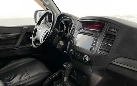 Mitsubishi Pajero IV, 2011 год, 2 697 000 рублей, 9 фотография