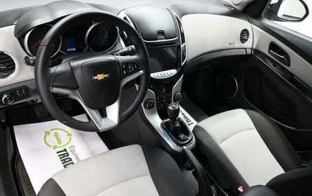 Chevrolet Cruze II, 2014 год, 995 000 рублей, 9 фотография