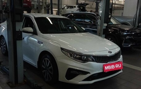 KIA Optima IV, 2018 год, 2 050 000 рублей, 2 фотография