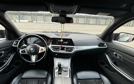 BMW 3 серия, 2019 год, 3 500 000 рублей, 16 фотография