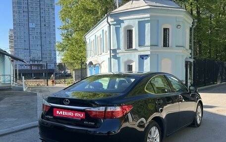 Lexus ES VII, 2012 год, 2 185 000 рублей, 16 фотография