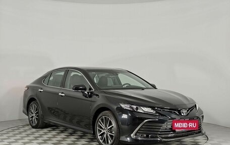 Toyota Camry, 2023 год, 5 990 000 рублей, 3 фотография