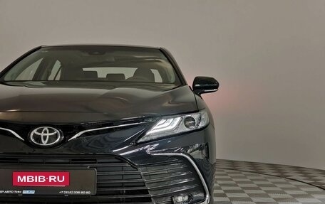 Toyota Camry, 2023 год, 5 990 000 рублей, 9 фотография