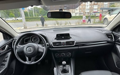 Mazda 3, 2014 год, 1 320 000 рублей, 13 фотография