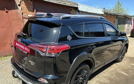 Toyota RAV4, 2018 год, 2 989 000 рублей, 7 фотография