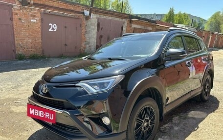 Toyota RAV4, 2018 год, 2 989 000 рублей, 5 фотография