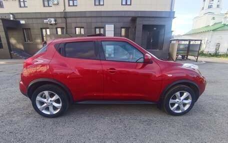 Nissan Juke II, 2011 год, 1 075 000 рублей, 2 фотография