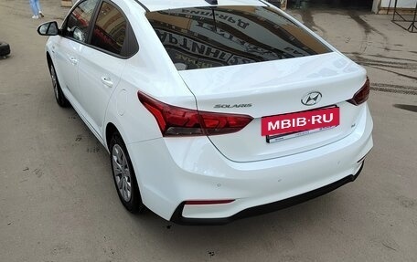 Hyundai Solaris II рестайлинг, 2019 год, 2 000 000 рублей, 6 фотография