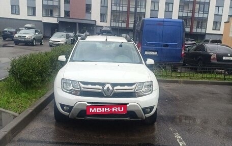 Renault Duster I рестайлинг, 2015 год, 750 000 рублей, 2 фотография