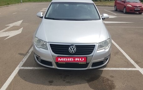 Volkswagen Passat B6, 2008 год, 1 045 000 рублей, 2 фотография