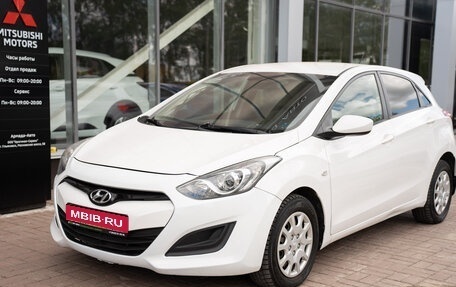 Hyundai i30 II рестайлинг, 2013 год, 1 122 000 рублей, 1 фотография