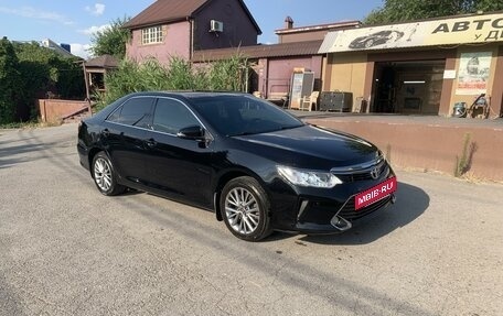 Toyota Camry, 2015 год, 2 250 000 рублей, 4 фотография