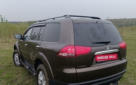 Mitsubishi Pajero Sport II рестайлинг, 2014 год, 1 650 000 рублей, 16 фотография