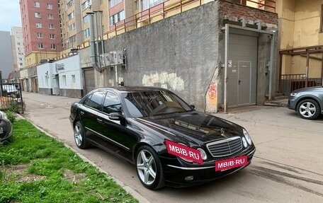 Mercedes-Benz E-Класс, 2003 год, 1 250 000 рублей, 3 фотография