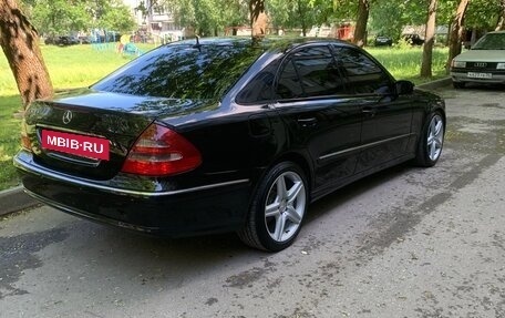 Mercedes-Benz E-Класс, 2003 год, 1 250 000 рублей, 5 фотография