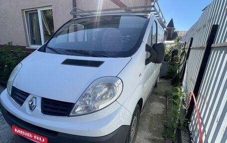 Renault Trafic, 2007 год, 1 090 000 рублей, 4 фотография