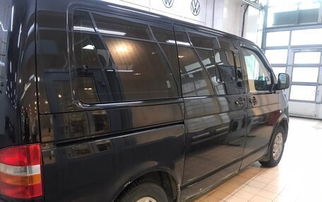 Volkswagen Transporter T5 рестайлинг, 2007 год, 1 000 000 рублей, 2 фотография