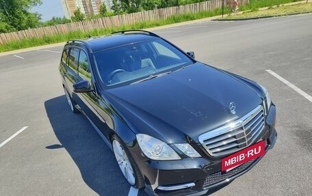 Mercedes-Benz E-Класс, 2011 год, 2 000 000 рублей, 4 фотография