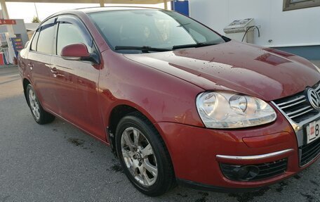 Volkswagen Jetta VI, 2010 год, 680 000 рублей, 6 фотография