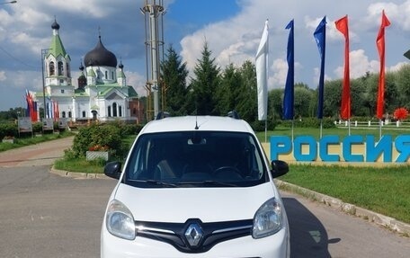 Renault Kangoo II рестайлинг, 2013 год, 934 000 рублей, 2 фотография