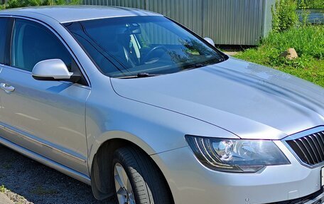 Skoda Superb III рестайлинг, 2014 год, 2 090 000 рублей, 2 фотография