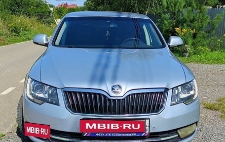 Skoda Superb III рестайлинг, 2014 год, 2 090 000 рублей, 10 фотография