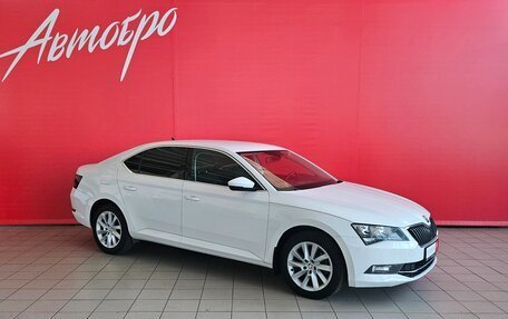 Skoda Superb III рестайлинг, 2016 год, 1 830 000 рублей, 7 фотография