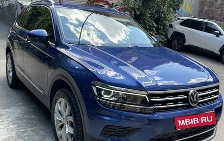 Volkswagen Tiguan II, 2019 год, 3 300 000 рублей, 3 фотография