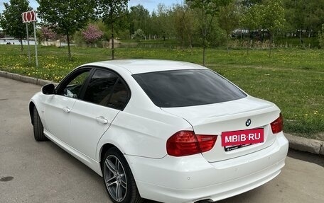 BMW 3 серия, 2011 год, 1 360 000 рублей, 6 фотография