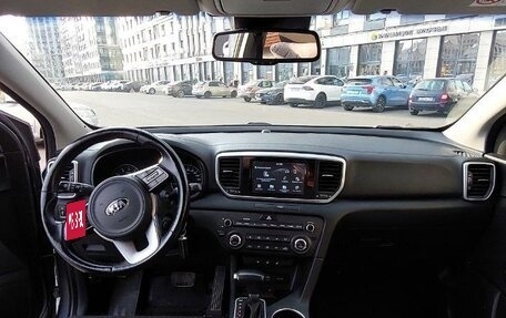 KIA Sportage IV рестайлинг, 2018 год, 2 550 000 рублей, 6 фотография