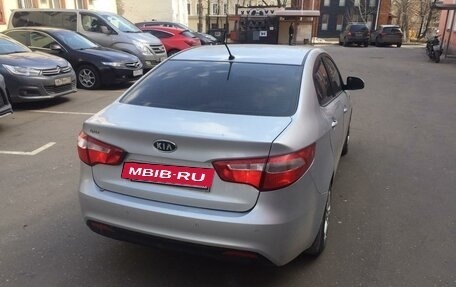 KIA Rio III рестайлинг, 2011 год, 300 000 рублей, 2 фотография