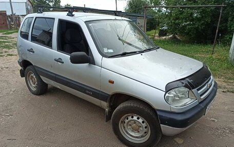 Chevrolet Niva I рестайлинг, 2005 год, 265 000 рублей, 2 фотография