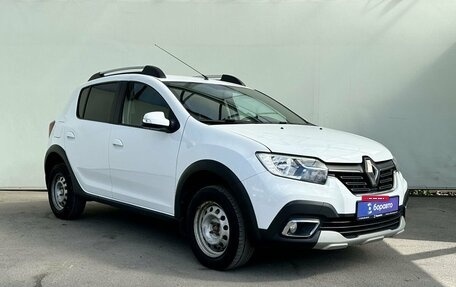 Renault Sandero II рестайлинг, 2019 год, 1 150 000 рублей, 2 фотография